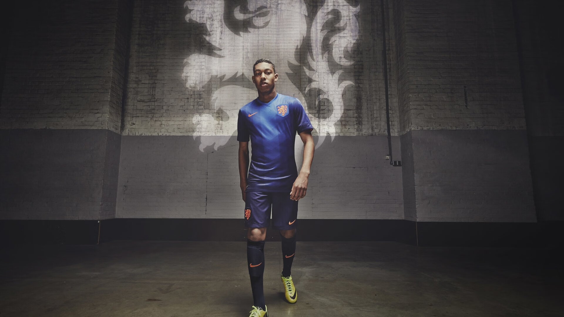 纪录之夜:欧冠最年轻与最老球员纪录揭晓,欧冠最年轻进球